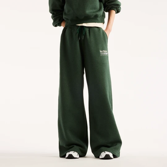 Zdjęcie produktu Spodnie damskie New Balance WB62983ANDG – zielone