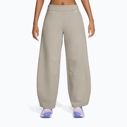 Zdjęcie produktu Spodnie damskie Nike 24.7 ImpossiblySoft cream Ii / sail / college grey Beżowy