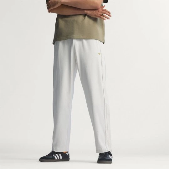 Zdjęcie produktu SPODNIE DRESOWE 98 LOOSE Adidas Cloud White