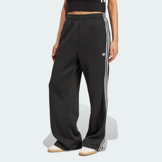 Zdjęcie produktu Spodnie dresowe Adicolor Firebird Knit Adidas