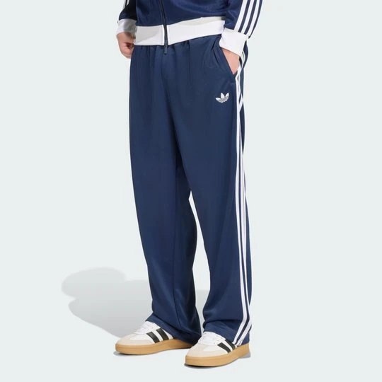 Zdjęcie produktu SPODNIE DRESOWE ADICOLOR LOOSE Adidas