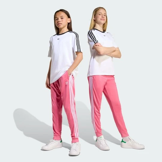 Zdjęcie produktu Spodnie dresowe Adicolor SST Kids Adidas Pink Fusion