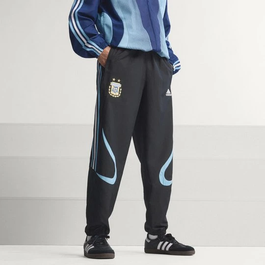 Zdjęcie produktu Spodnie dresowe Argentyna 2006 Adidas czarny