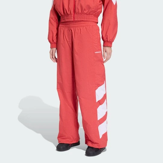Zdjęcie produktu SPODNIE DRESOWE BLOCKED WASHED Adidas Better Scarlet