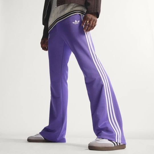 Zdjęcie produktu Spodnie dresowe Bob Marley Originals Adidas Purple Rush