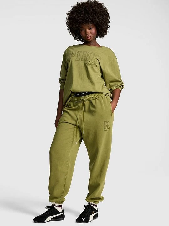 Zdjęcie produktu PINK Spodnie dresowe bawełniane Campus Fleece Victoria's Secret Zielony