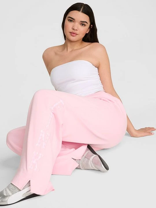Zdjęcie produktu Spodnie dresowe Campus Fleece z szeroką nogawką i rozcięciami Victoria's Secret Różowy