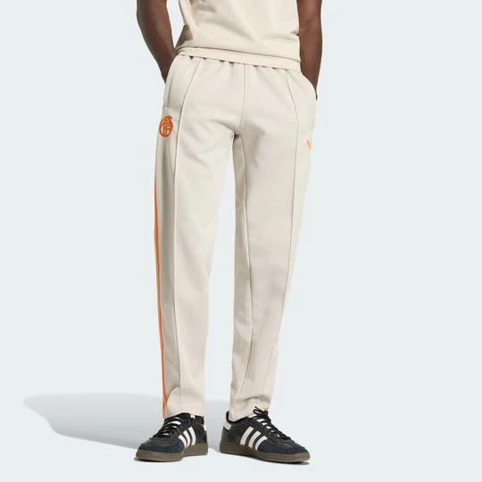 Zdjęcie produktu Spodnie dresowe FC Bayern Originals Adidas beżowy