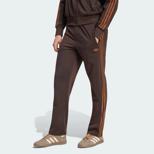 Zdjęcie produktu Spodnie dresowe Firebird Adidas brązowy