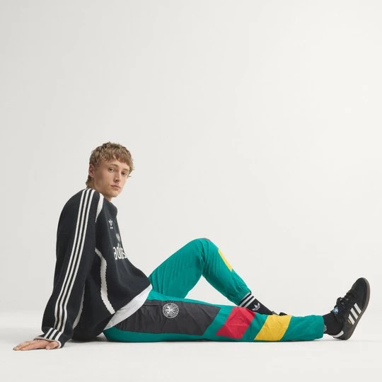 Zdjęcie produktu Spodnie dresowe Germany EQT Adidas Equipment Green
