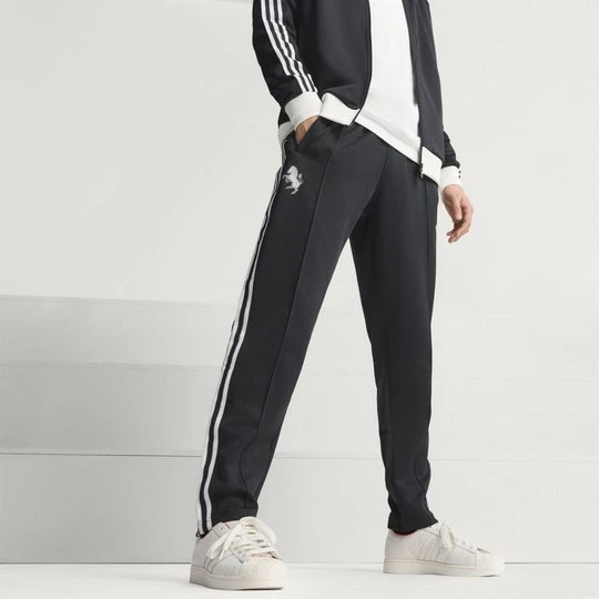 Zdjęcie produktu Spodnie dresowe Juventus FC Originals Adidas czarny
