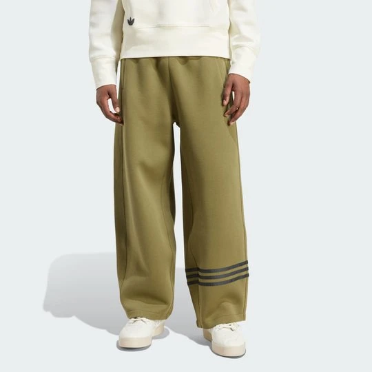 Zdjęcie produktu Spodnie dresowe Neuclassics Adidas Focus Olive