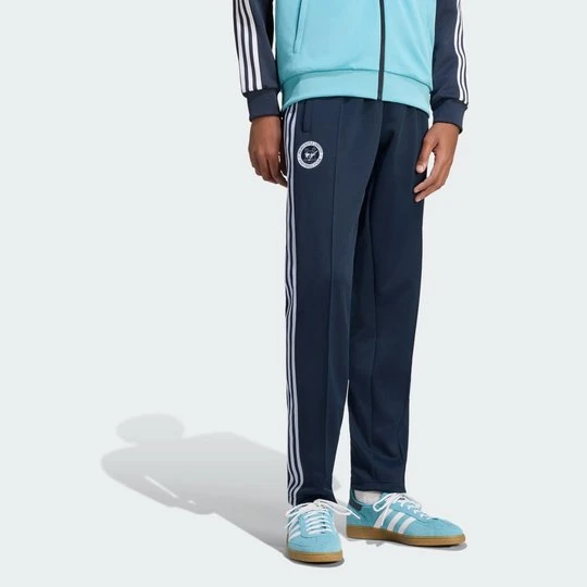 Zdjęcie produktu Spodnie dresowe Newcastle United FC Originals Adidas Night Navy