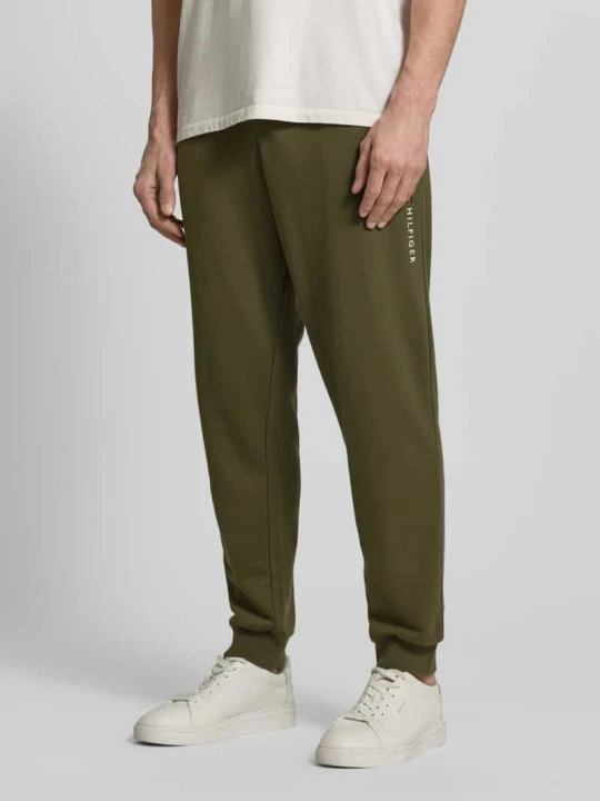 Zdjęcie produktu Spodnie dresowe o kroju comfort fit z mieszanki bawełny Tommy Hilfiger Khaki