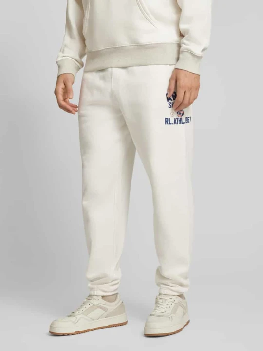 Zdjęcie produktu Spodnie dresowe o kroju regular fit z elastycznym pasem model ‘ATHLETIC’ Polo Ralph Lauren Jasnoszary