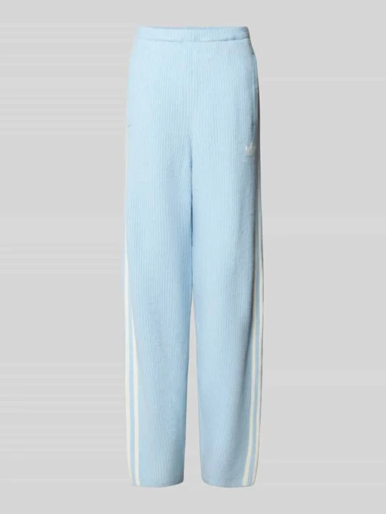 Zdjęcie produktu Spodnie dresowe o kroju relaxed fit z dodatkiem wełny adidas Originals Jasnoniebieski