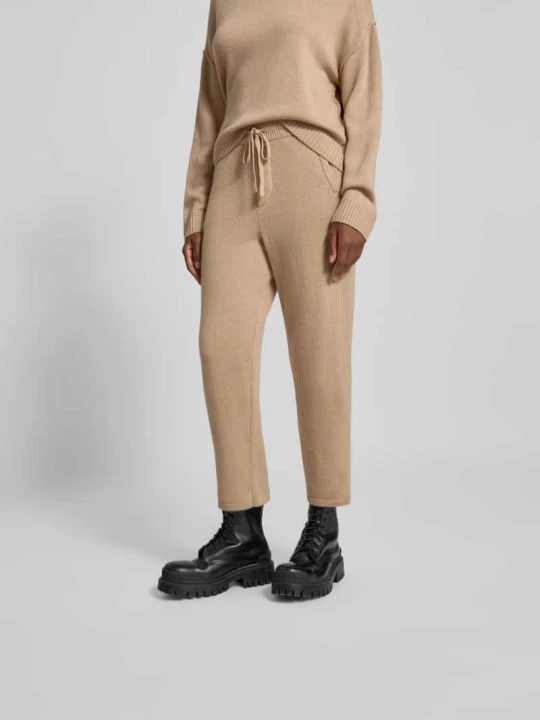 Zdjęcie produktu Spodnie dresowe o kroju relaxed fit z domieszką kaszmiru Juvia Camel