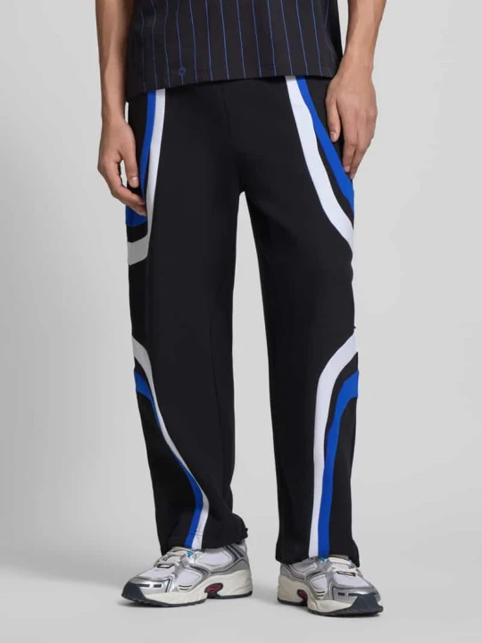 Zdjęcie produktu Spodnie dresowe o kroju relaxed fit z mieszanki bawełny model 'NALOTRON' Hugo Czarny