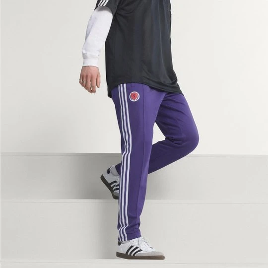 Zdjęcie produktu Spodnie dresowe Scotland Originals Adidas purpurowy