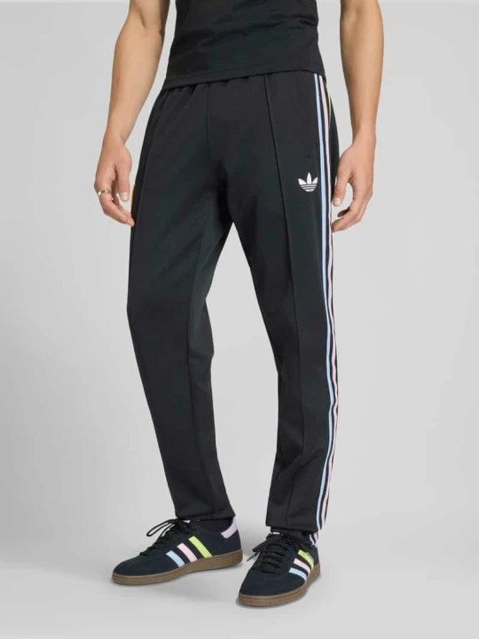 Zdjęcie produktu Spodnie dresowe w stylu krój regular fit Japan z dodatkiem bawełny adidas Originals Czarny