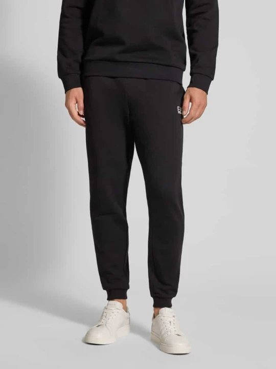 Zdjęcie produktu Spodnie dresowe z elastycznym ściągaczem EA7 Emporio Armani Czarny