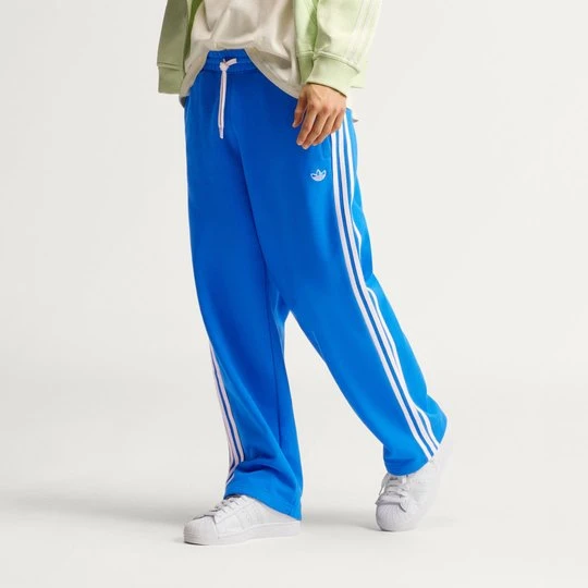 Zdjęcie produktu Spodnie dresowe z nogawkami bez ściągaczy i 3 paskami adiSignature Adidas beżowy