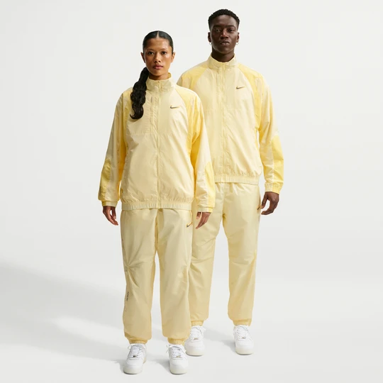 Zdjęcie produktu Spodnie dresowe z nylonu NOCTA Northstar - Brązowy Nike