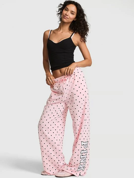 Zdjęcie produktu Spodnie dresowe z szeroką nogawką i rozcięciem Campus Fleece Victoria's Secret Z nadrukiem