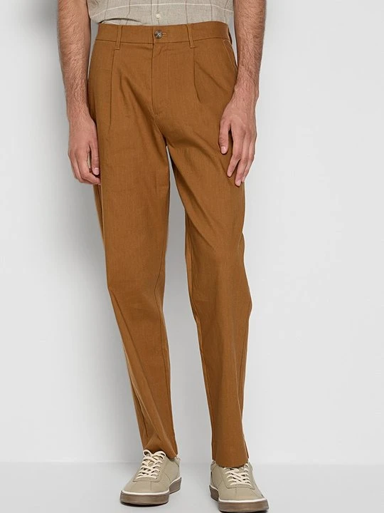 Zdjęcie produktu Spodnie garniturowe Calvin Klein brązowy