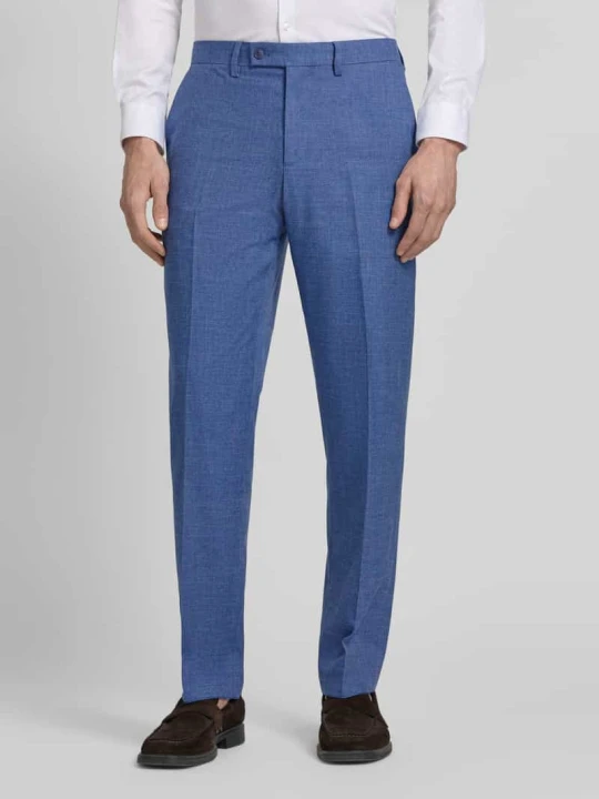 Zdjęcie produktu Spodnie garniturowe o kroju slim fit z kantami Christian Berg Królewski niebieski