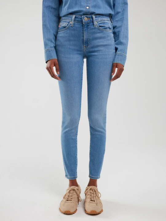 Zdjęcie produktu jeansy damskie push up z wysokim stanem jasnoniebieskie melinda high waist 103 Big Star
