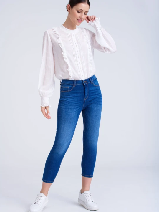 Zdjęcie produktu Spodnie jeansowe typu cropped Greenpoint niebieski