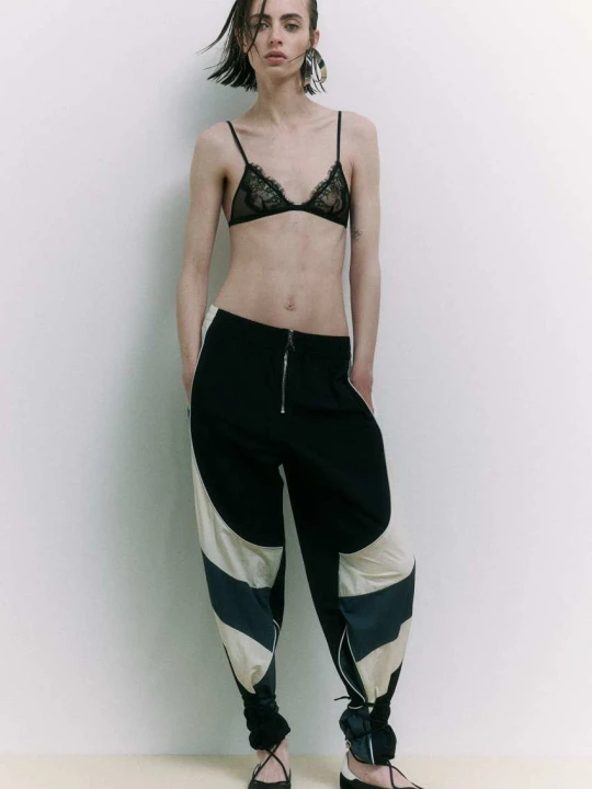 Zdjęcie produktu Spodnie jogger Racing color block Patrizia Pepe