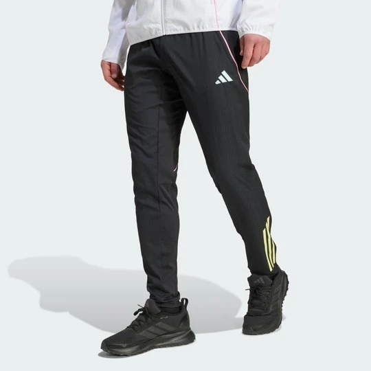 Zdjęcie produktu Spodnie Juventus Tiro 25 Competition Presentation Adidas czarny