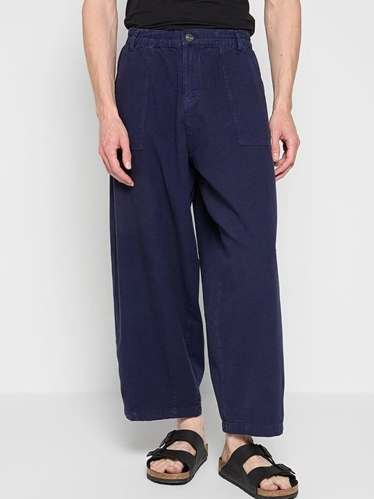 Zdjęcie produktu Spodnie materiałowe BDG Urban Outfitters niebieski
