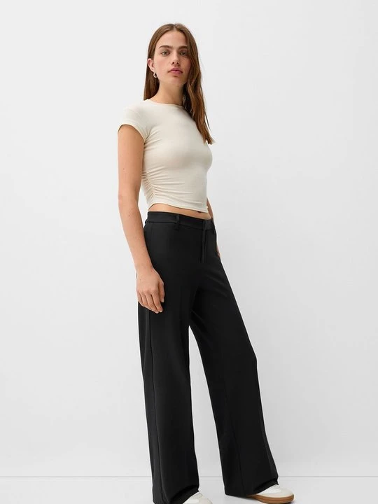 Zdjęcie produktu Spodnie materiałowe Bershka czarny