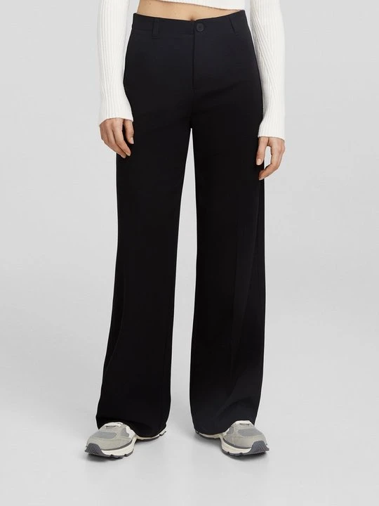 Zdjęcie produktu Spodnie materiałowe Bershka czarny