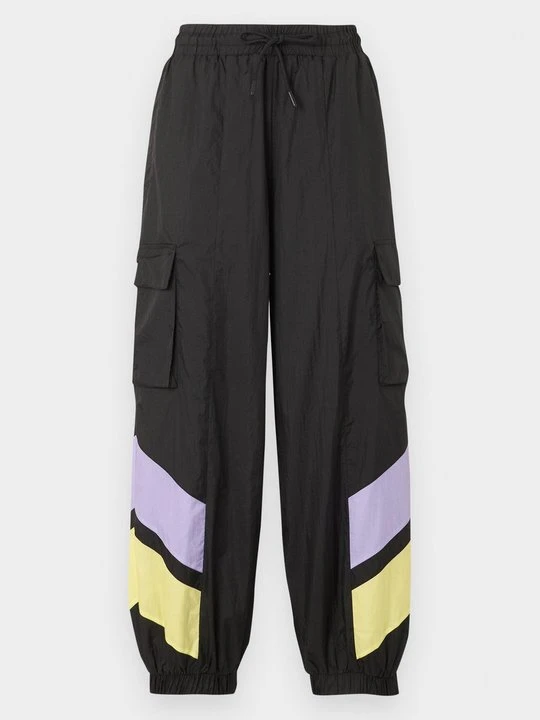 Zdjęcie produktu Spodnie materiałowe EA7 Emporio Armani czarny