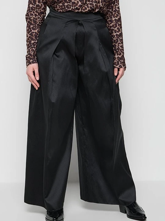 Zdjęcie produktu Spodnie materiałowe Emporio Armani czarny