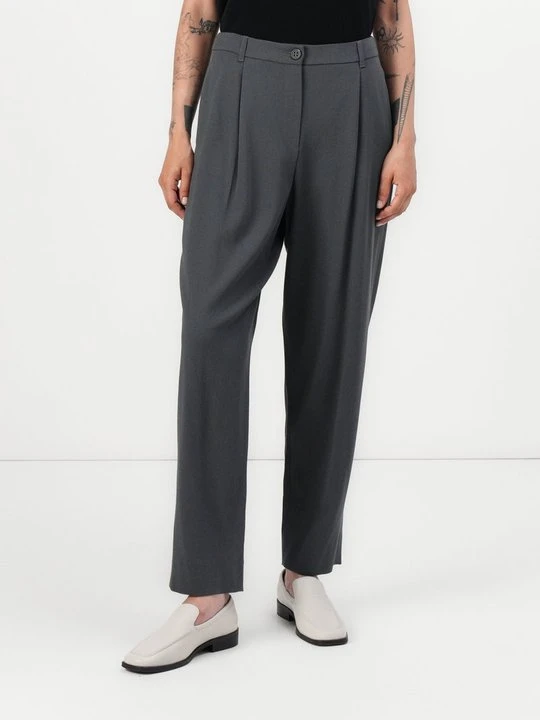 Zdjęcie produktu Spodnie materiałowe Emporio Armani szary