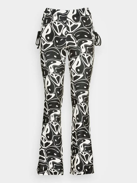 Zdjęcie produktu Spodnie materiałowe New Girl Order czarny
