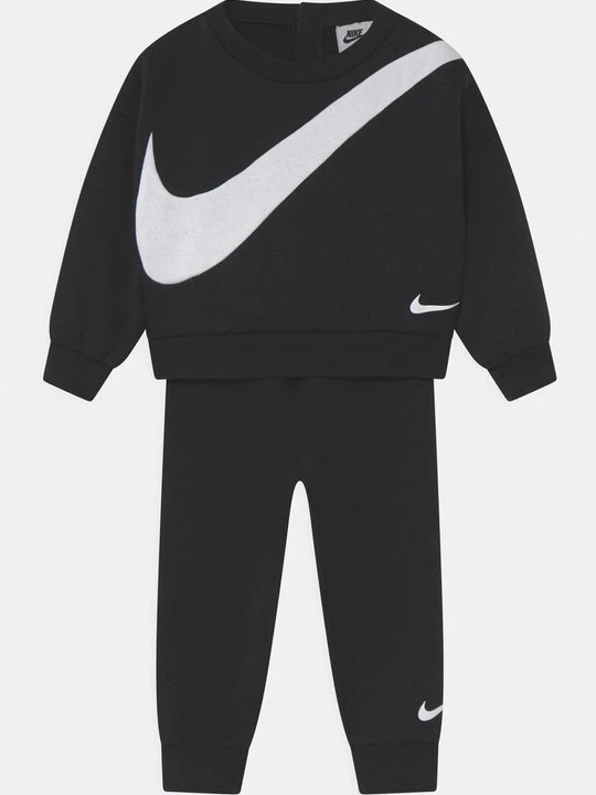 Zdjęcie produktu Spodnie materiałowe Nike czarny