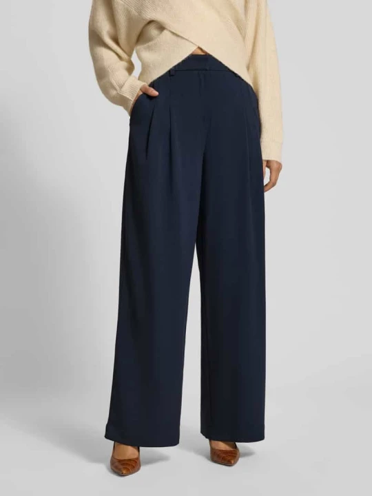 Zdjęcie produktu Spodnie materiałowe o kroju baggy fit z plisami model ‘Henrika’ MSCH Copenhagen Granatowy