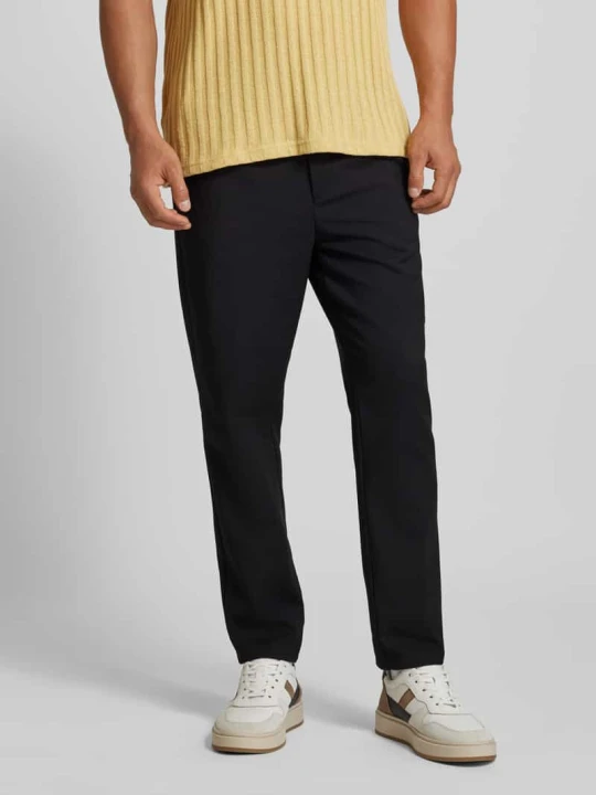 Zdjęcie produktu Spodnie materiałowe o kroju regular fit z zakładkami w pasie model ‘Marc’ Casual Friday Czarny
