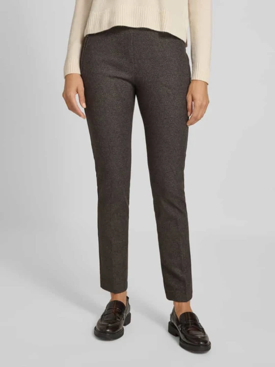Zdjęcie produktu Spodnie materiałowe o kroju slim fit w kant model ‘Lillyth’ Raphaela By Brax Czekoladowy