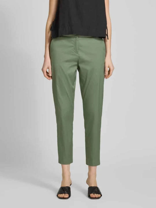 Zdjęcie produktu Spodnie materiałowe o kroju slim fit w skróconym kroju Christian Berg Trzcinowy