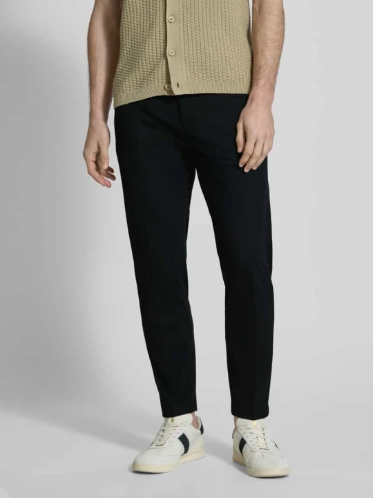 Zdjęcie produktu Spodnie materiałowe w kroju slim fit z zaprasowanymi kantami model 'JUNO' CINQUE Czarny