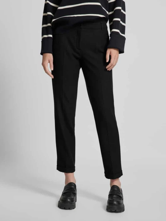 Zdjęcie produktu Spodnie materiałowe o kroju tapered fit w kant model ‘UTE’ RAFFAELLO ROSSI Czarny