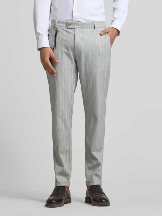 Zdjęcie produktu Spodnie materiałowe o kroju tapered fit z aplikacją model ‘Clow’ CG - Club of Gents Limonkowy