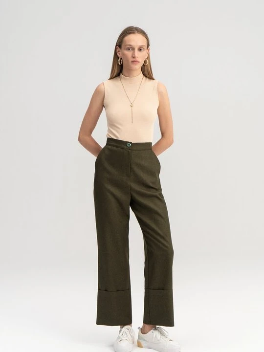 Zdjęcie produktu Spodnie materiałowe Touché Privé khaki